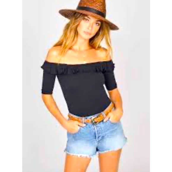 Zara Black Off The Shoulder Ruffle Bodysuit Size Small - Picture 1 of 4